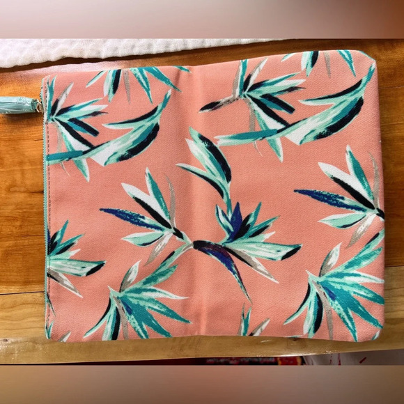 Brand New Rachel Pally Reversible Clutch - Picture 4 of 5